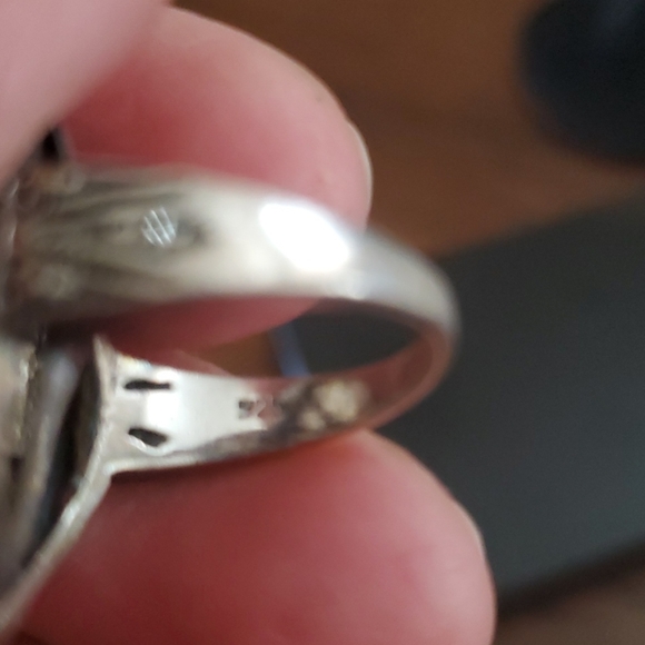 VINTAGE S.S GARNETS,BLACK ONYX RING - Picture 5 of 6